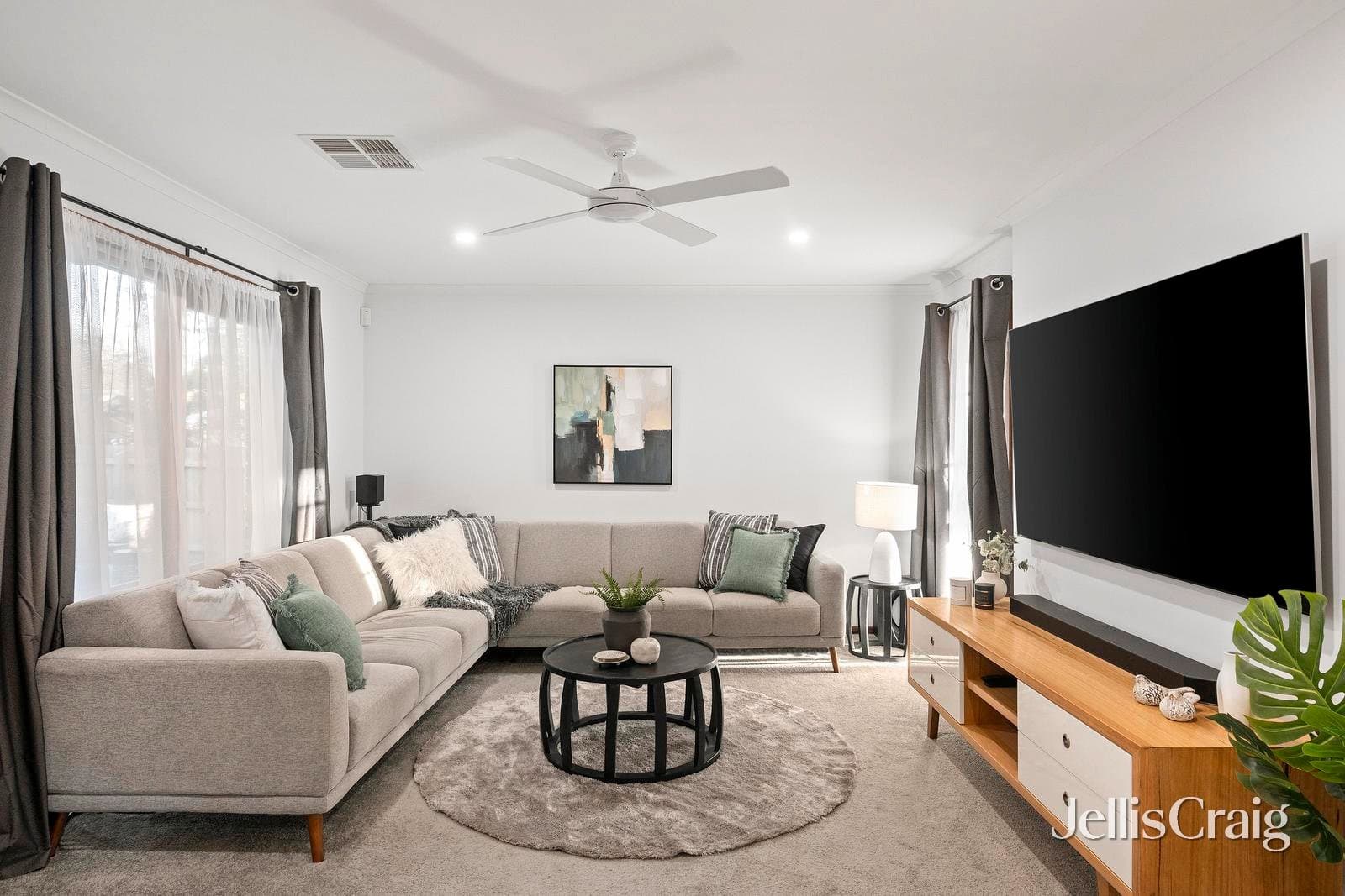 32 Danielle Crescent, Heathmont, Heathmont - Thumbnail 3