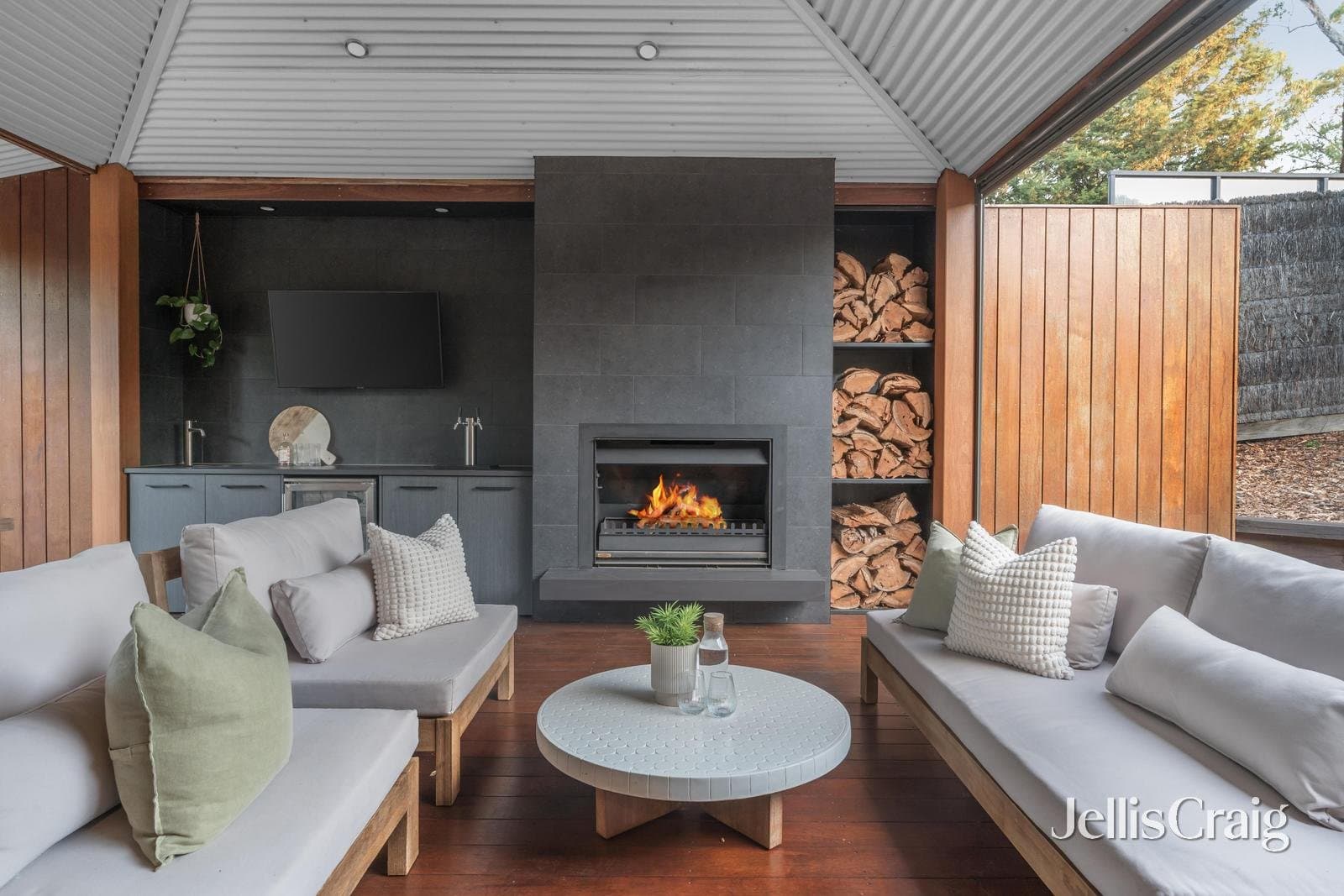 1 Victoria Close, Eltham, Eltham - Thumbnail 7