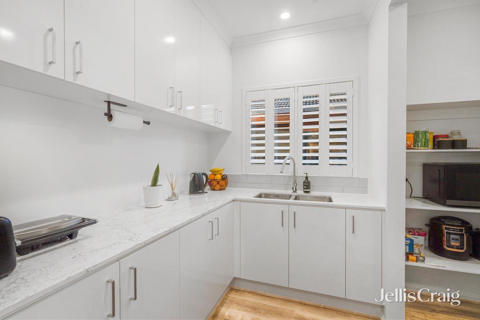 6 Salvana Avenue, Mitcham, Mitcham - Thumbnail 7