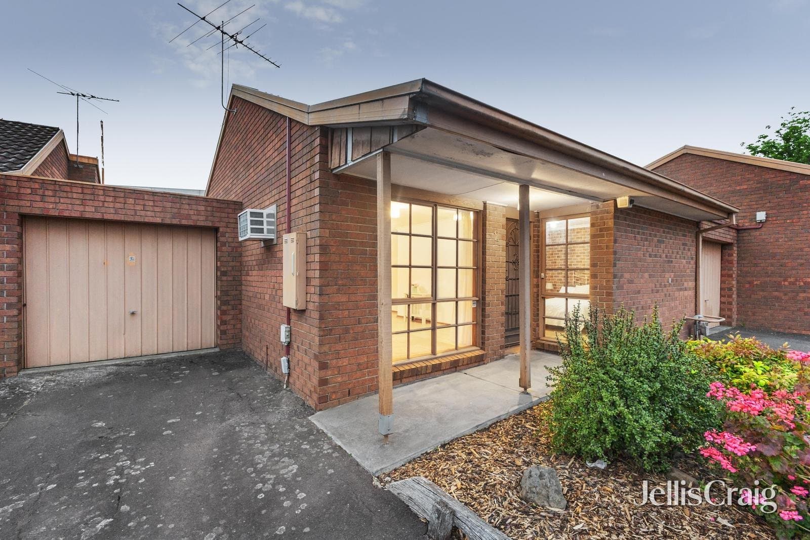 2/841 Plenty Road, South Morang, South Morang - Thumbnail 2