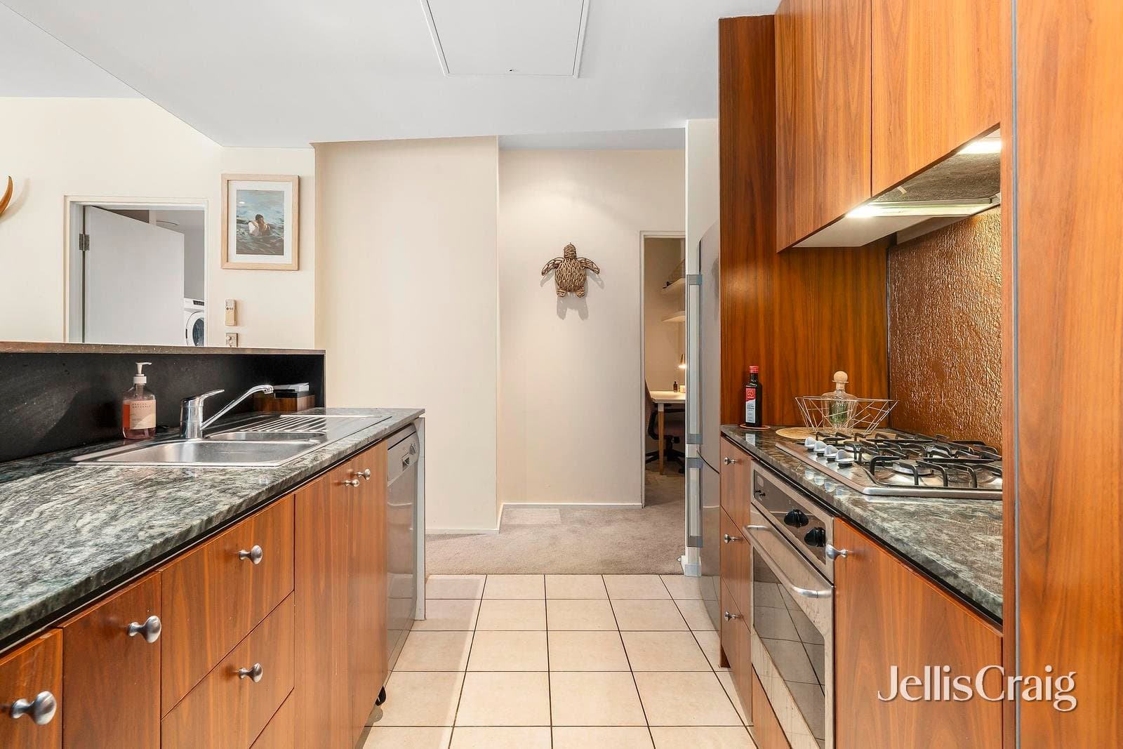 104/187 Graham Street, Port Melbourne, Port Melbourne - Thumbnail 6