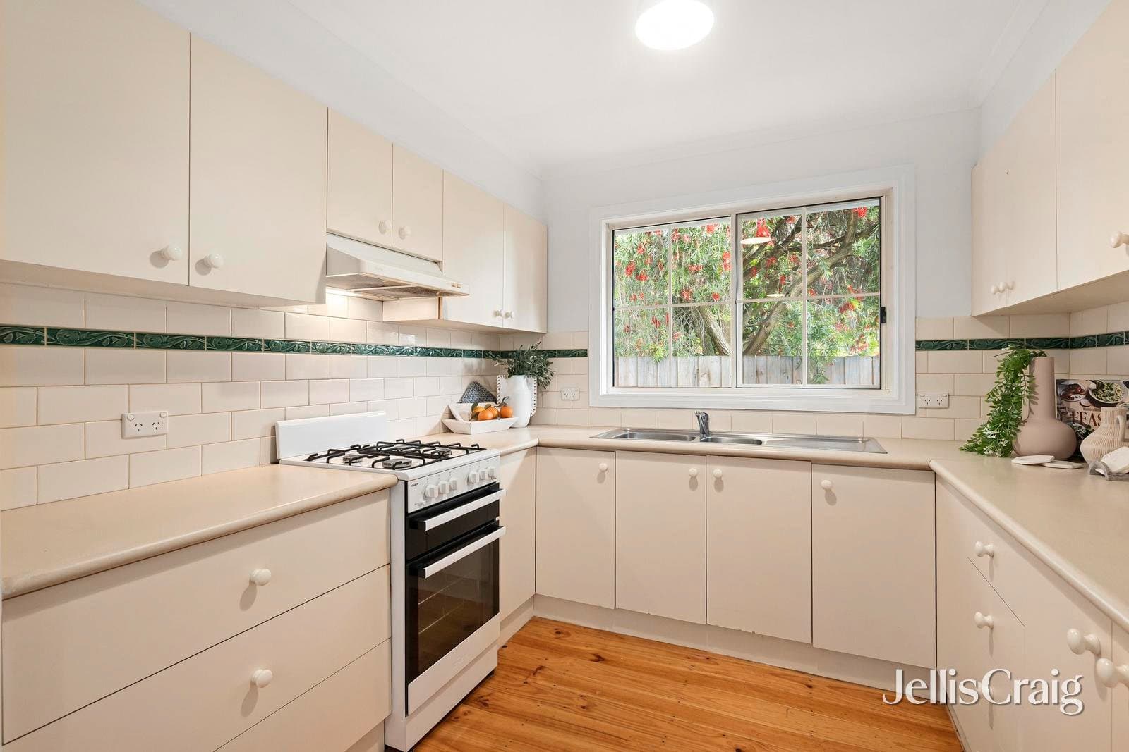 25B Holland Road, Ringwood East, Ringwood East - Thumbnail 6