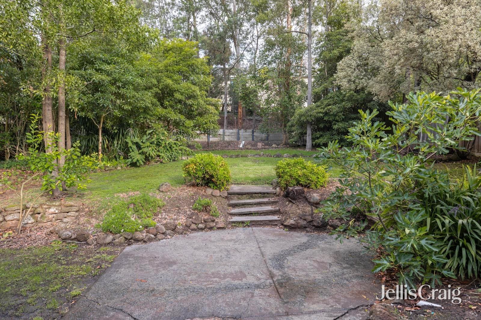 28 Hawkins Road, Montrose, Montrose - Image 1