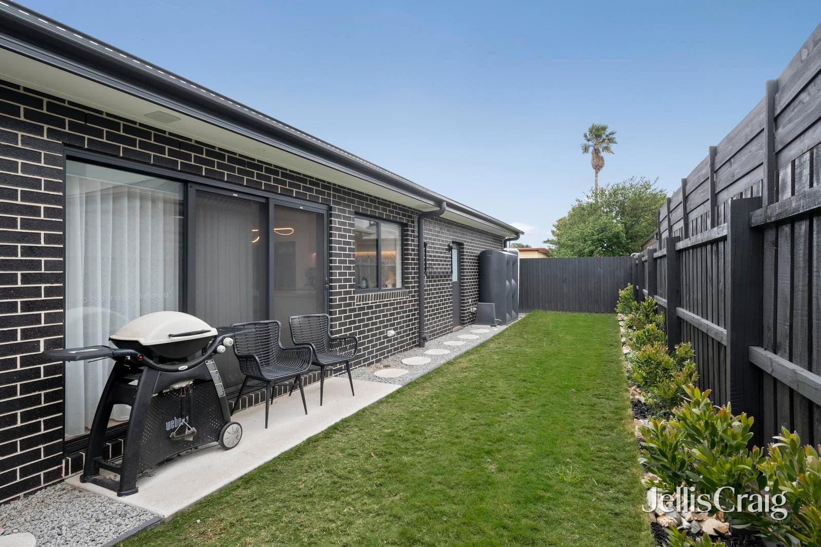 2/20 Lucas Avenue, Kilsyth, Kilsyth - Image 1