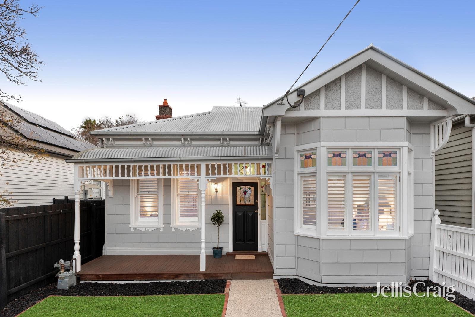 259 Douglas Parade, Newport, Newport - Thumbnail 2