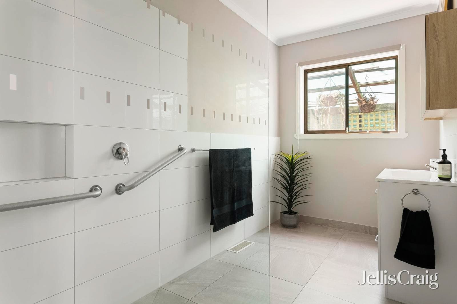 154 Dundas Street, Thornbury, Thornbury - Thumbnail 6