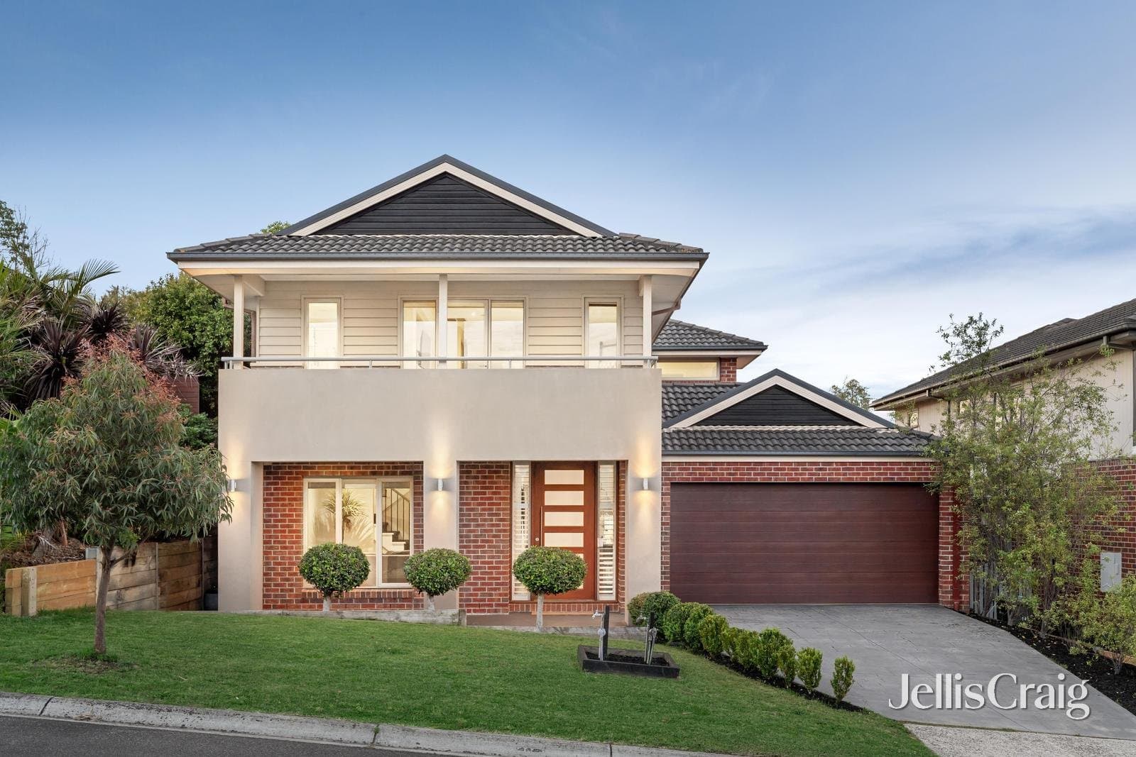 16 Scurry Drive, Croydon, Croydon - Image 1