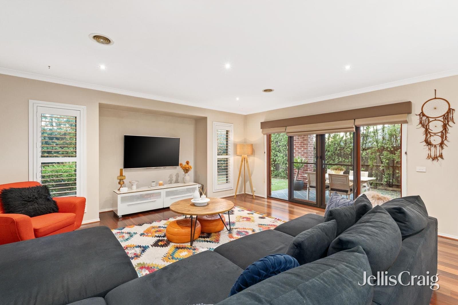 16 Scurry Drive, Croydon, Croydon - Thumbnail 4
