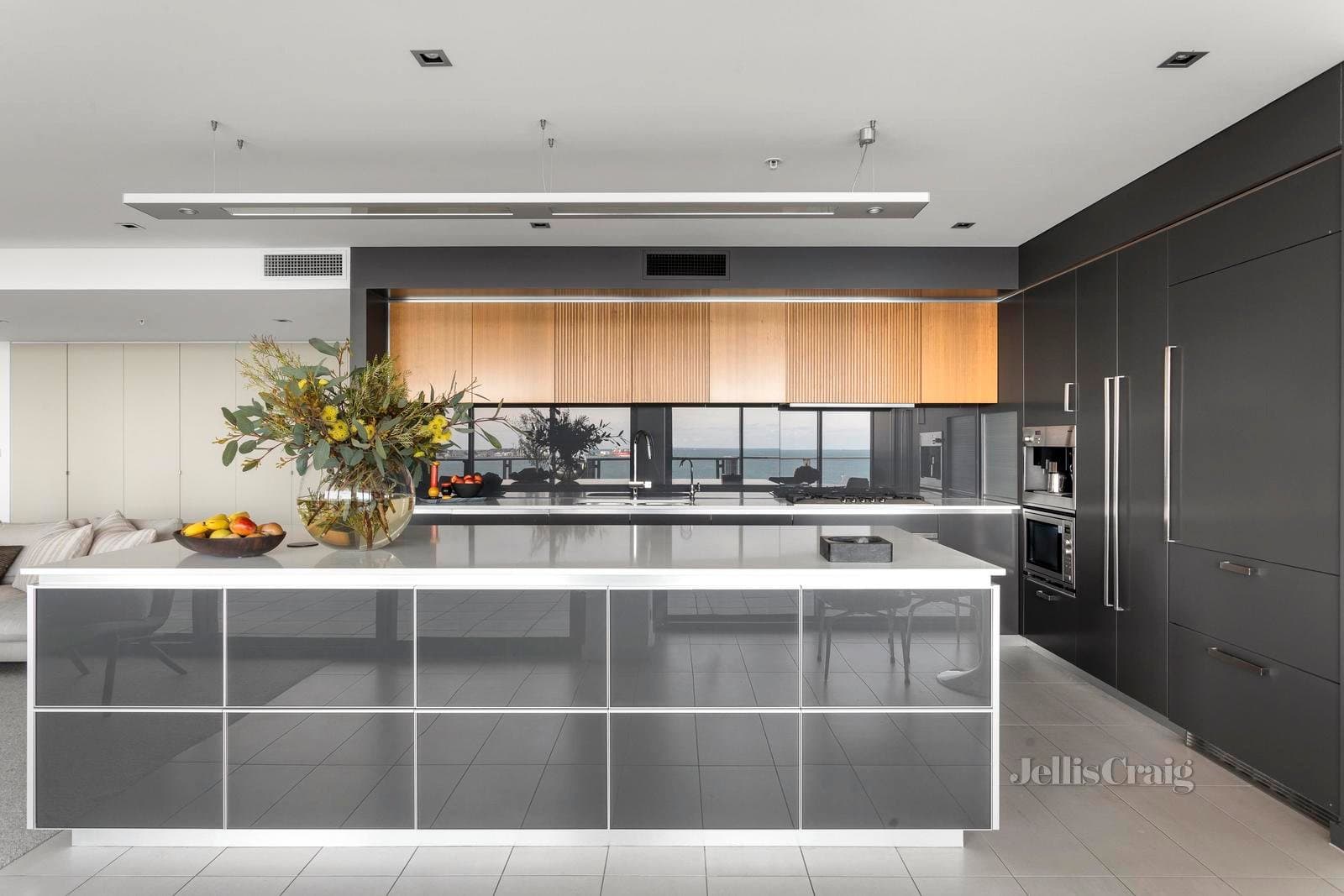1001 & 1002/155 Beach Street, Port Melbourne, Port Melbourne - Thumbnail 7