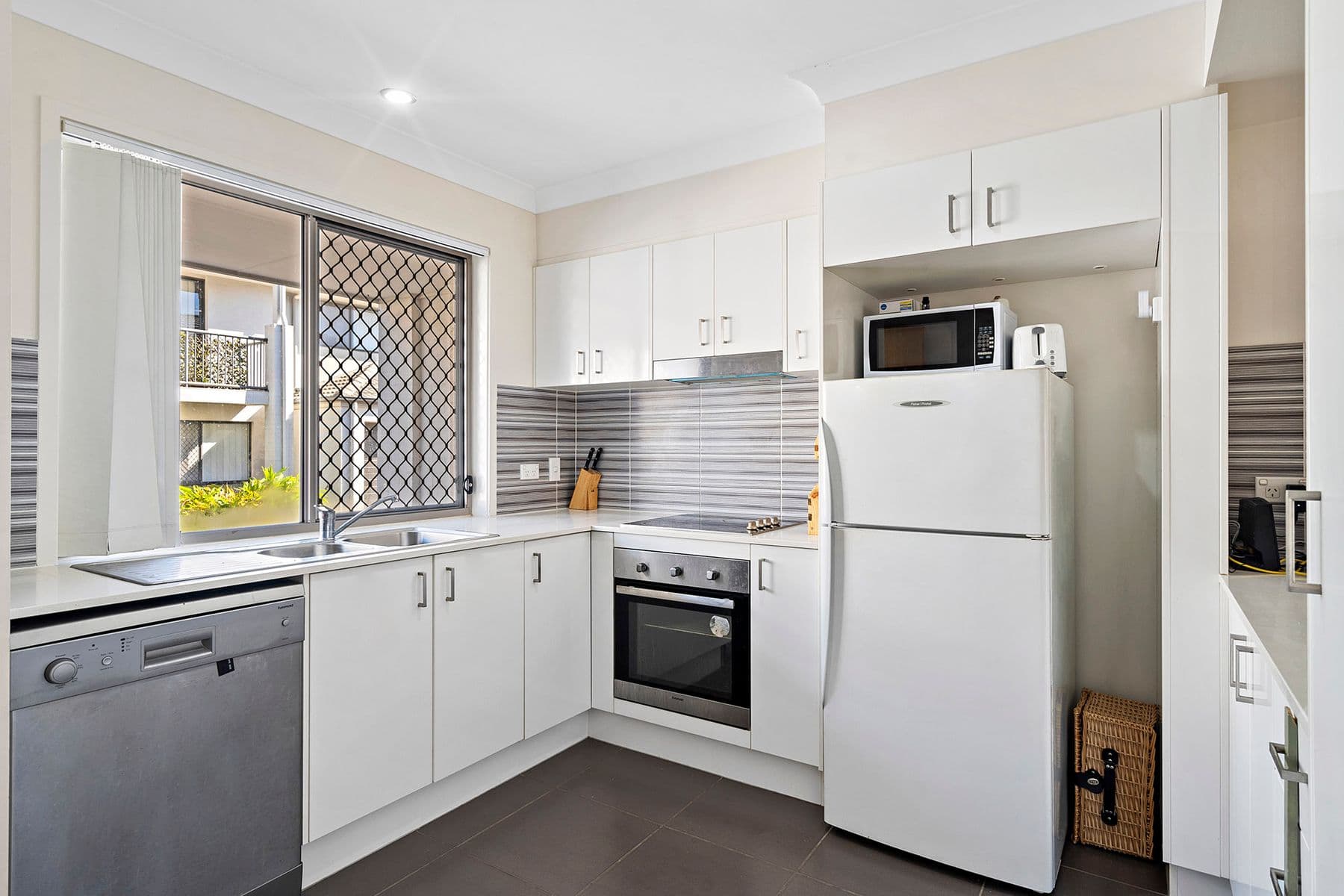 52/36 Higgs Street, Deception Bay, QLD 4508, Deception Bay - Thumbnail 4