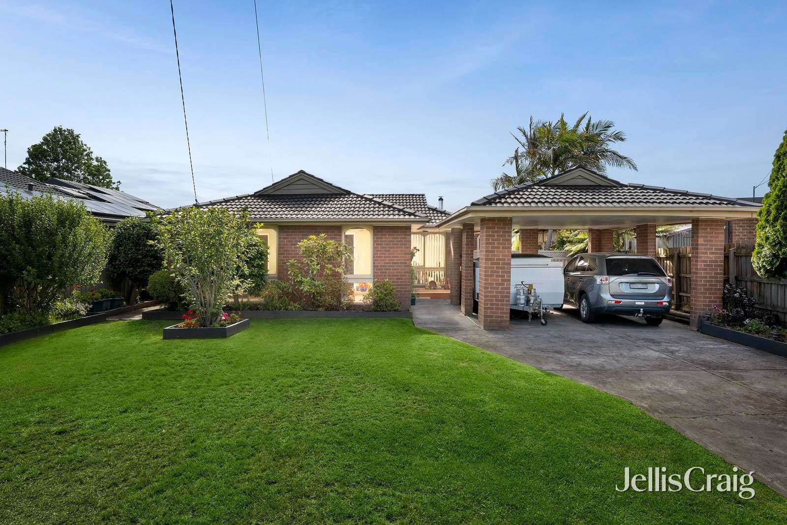 35 Melrose Avenue, Coldstream, Coldstream - Thumbnail 2