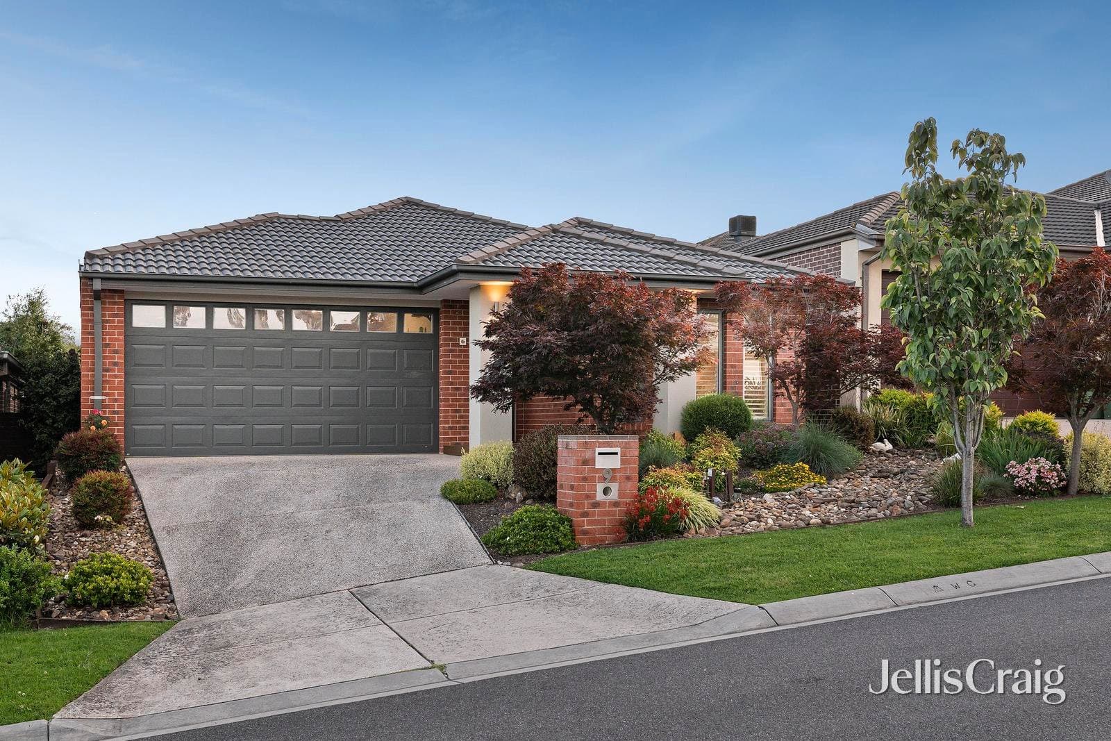 9 Beatty Avenue, Croydon, Croydon - Thumbnail 2