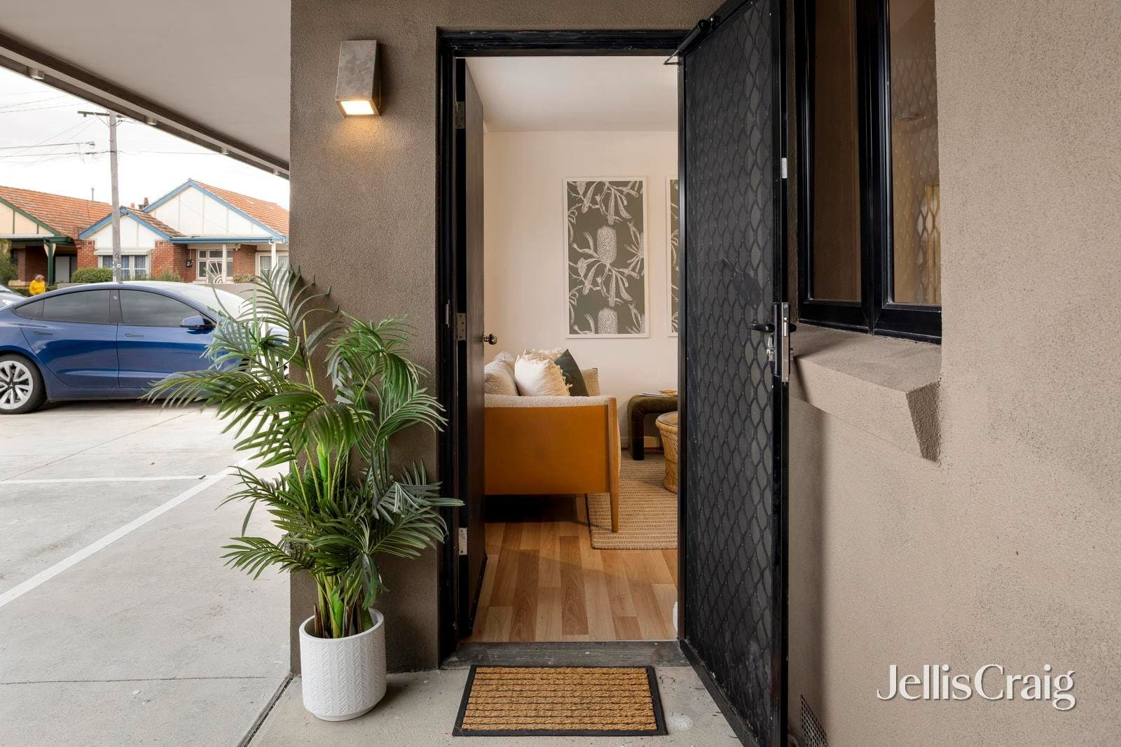2/5 Emmaline Street, Northcote, Northcote - Thumbnail 4