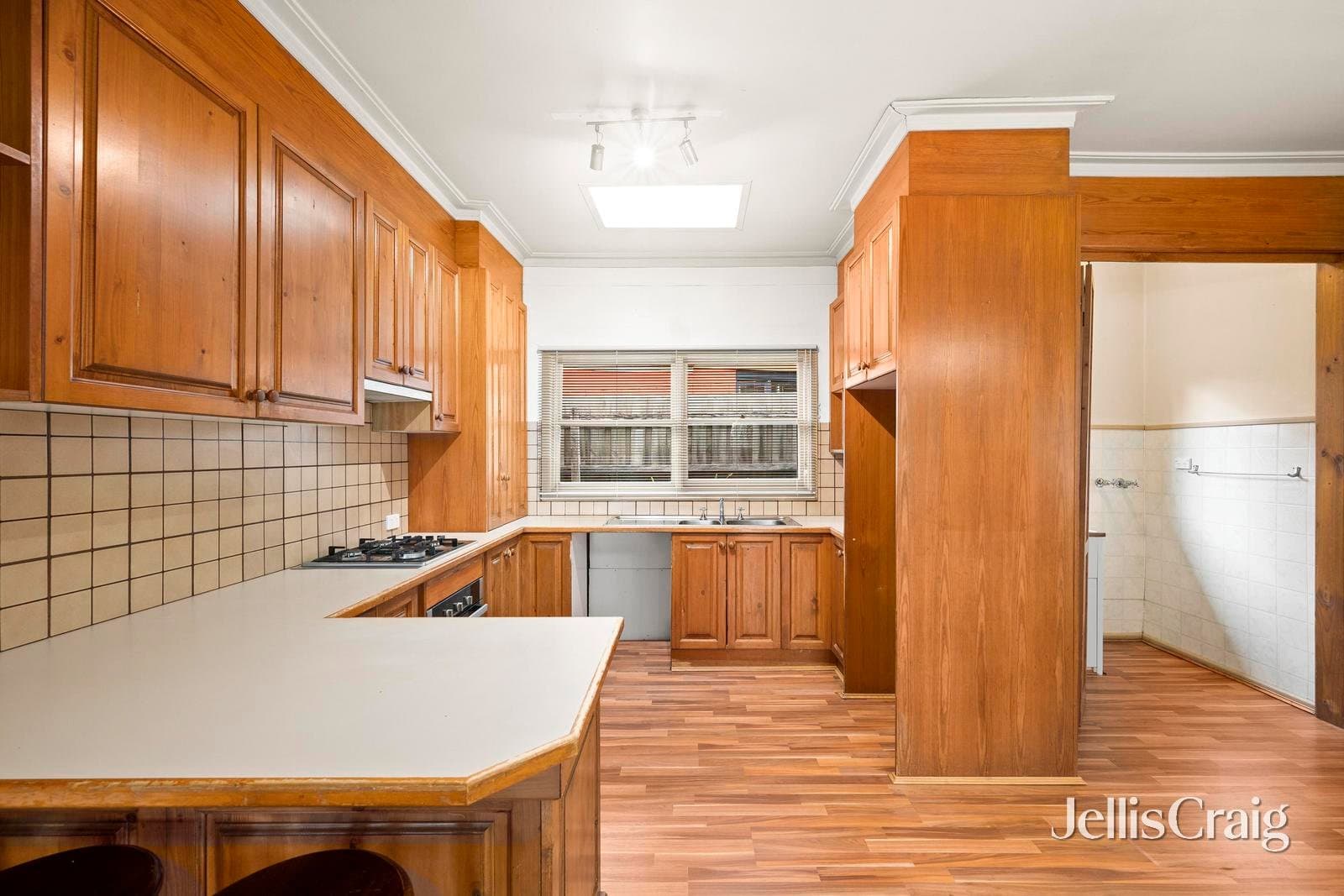 12 Elizabeth Street, Croydon, Croydon - Thumbnail 4