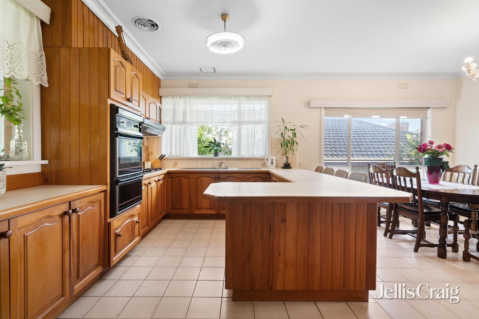18 Jeffrey Street, Templestowe Lower, Templestowe Lower - Thumbnail 3