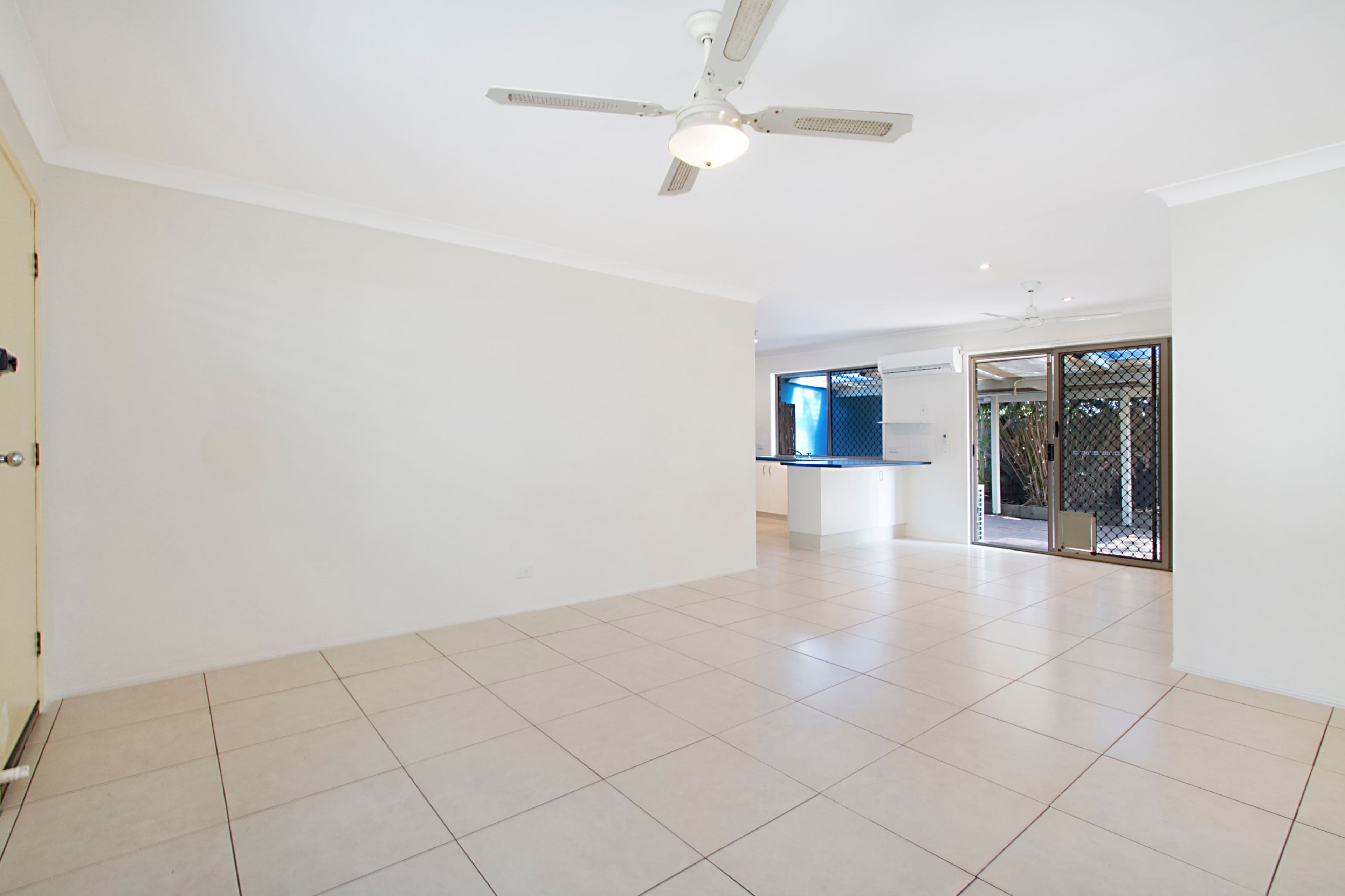 44 Montezuma Drive, Burleigh Waters QLD 4220, Burleigh Waters - Thumbnail 8