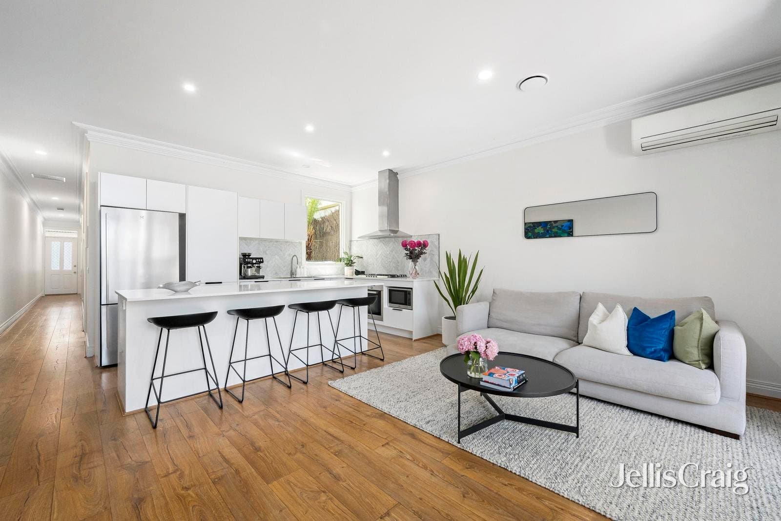 106 Nott Street, Port Melbourne, Port Melbourne - Thumbnail 3