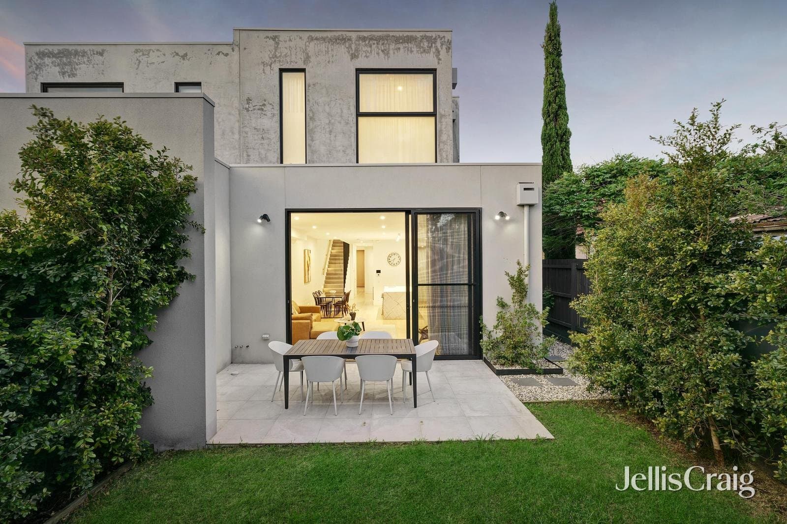 2b Castlewood Street, Bentleigh East, Bentleigh East - Image 1