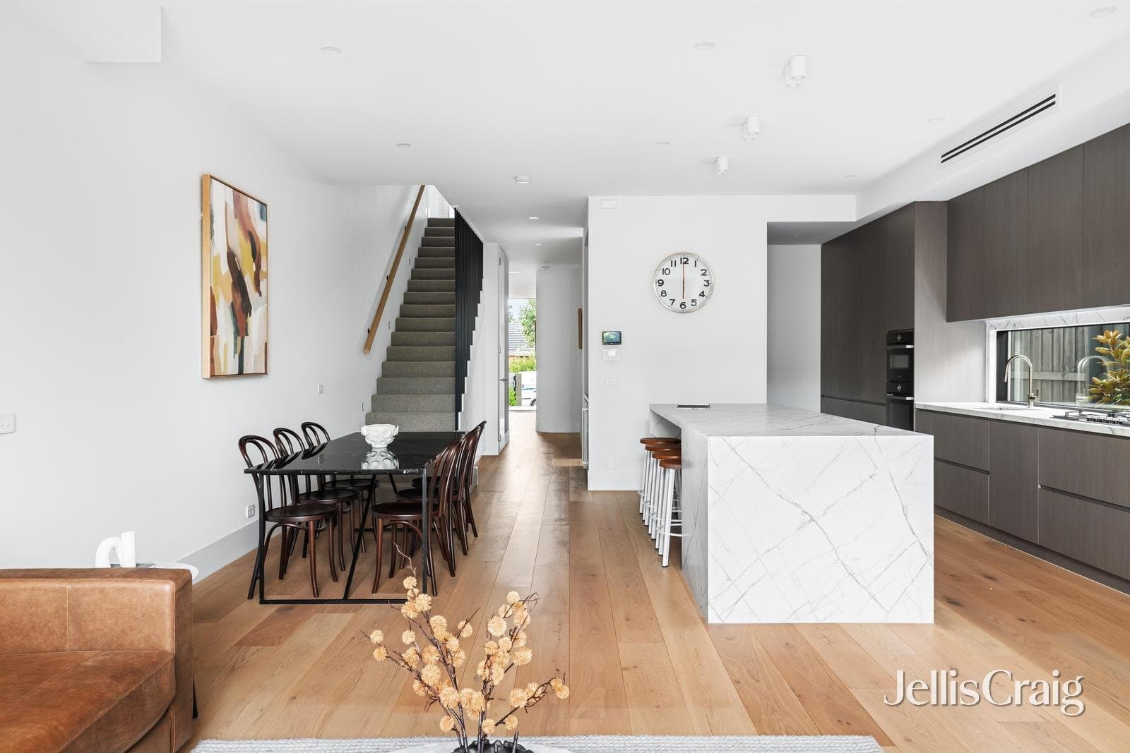 2b Castlewood Street, Bentleigh East, Bentleigh East - Thumbnail 3