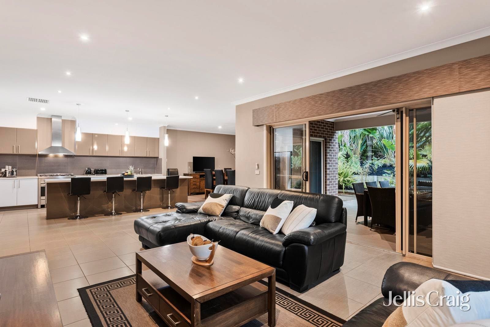 2 Streeton Lane, Doncaster East, Doncaster East - Thumbnail 7