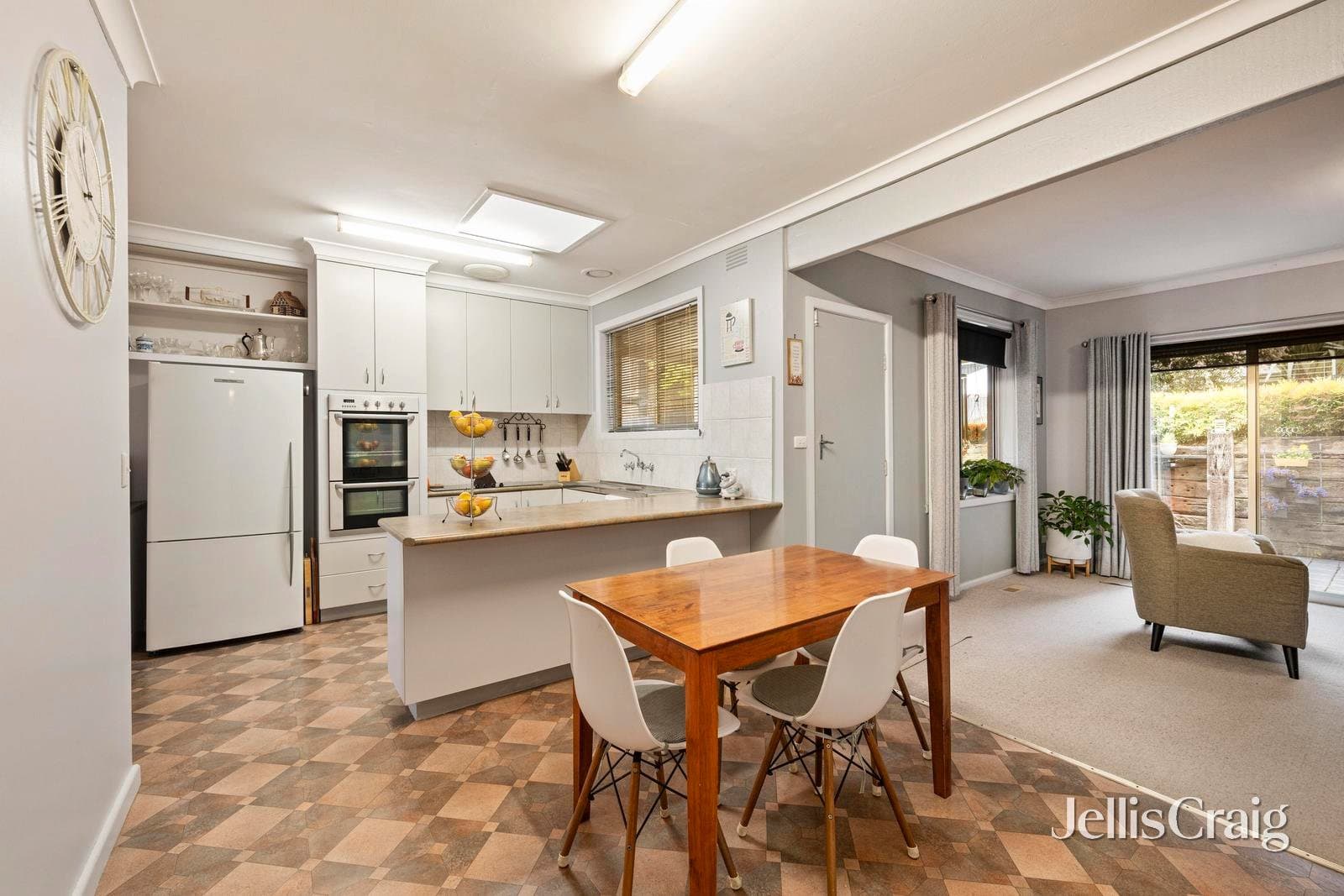 83 Winyard Drive, Mooroolbark, Mooroolbark - Thumbnail 4