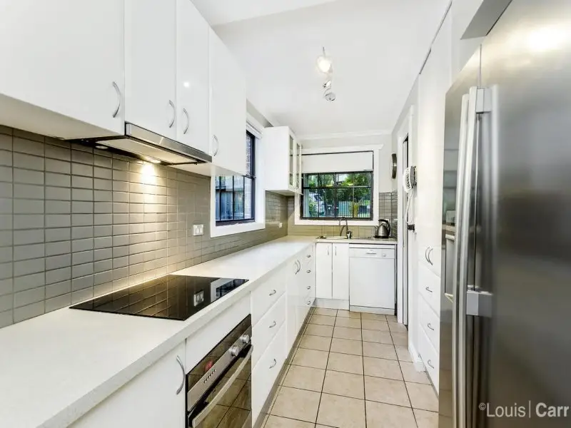 4 Bedroom Property For Sale Wollongong, Wollongong - Thumbnail 3