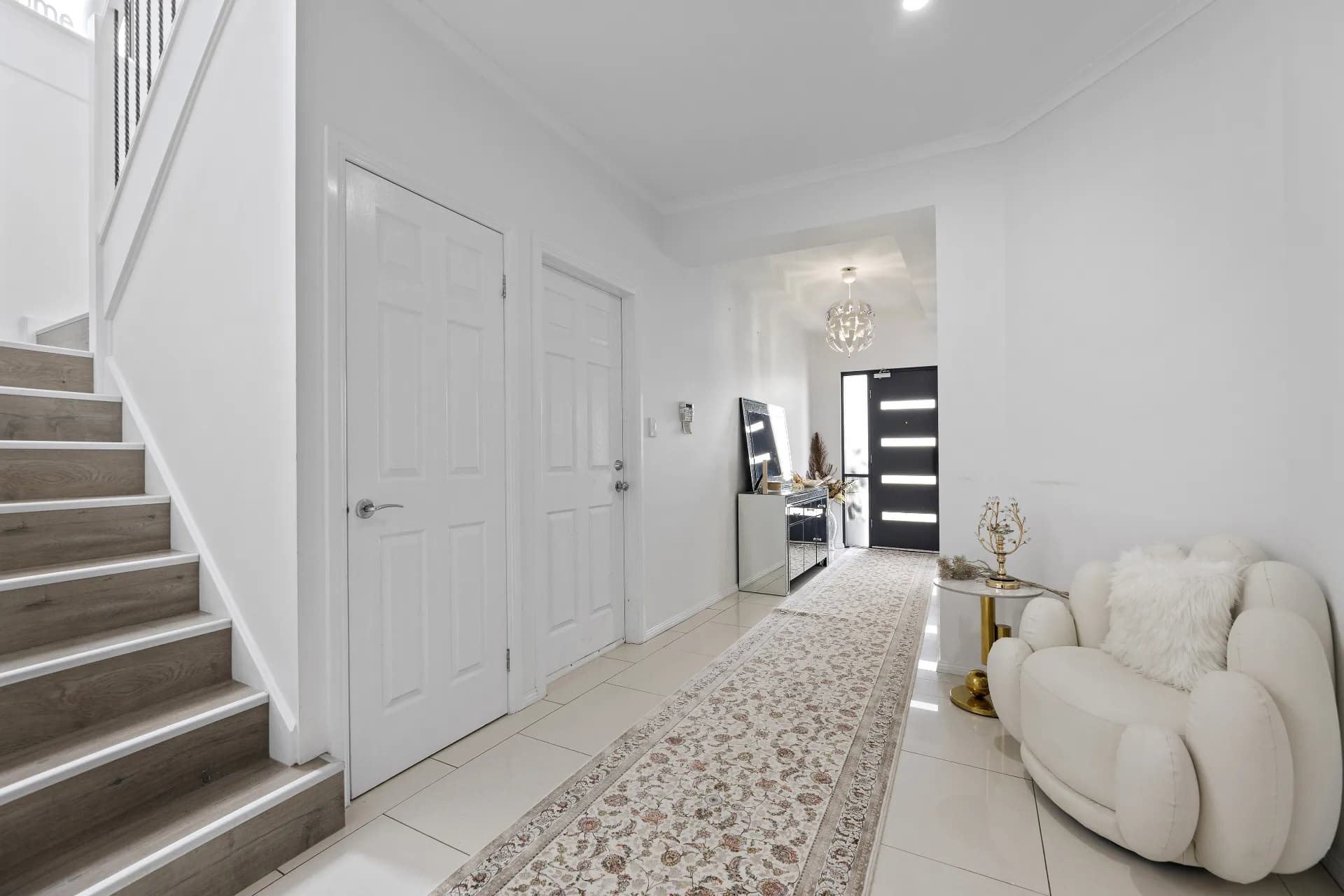 28  Mapleton Circuit, Mawson Lakes - Thumbnail 3