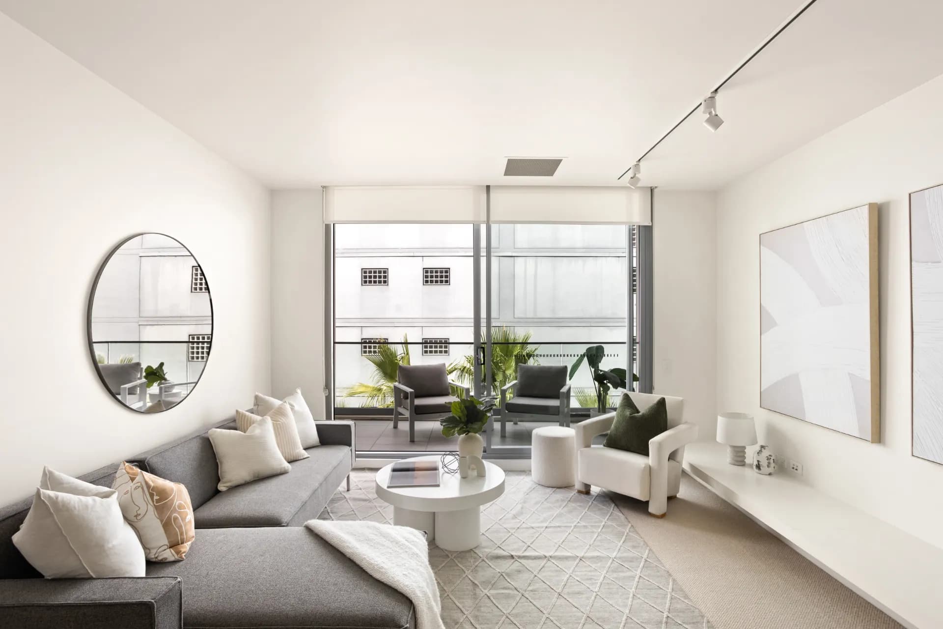 B313/810 Elizabeth Street, Waterloo, NSW, Waterloo - Image 1