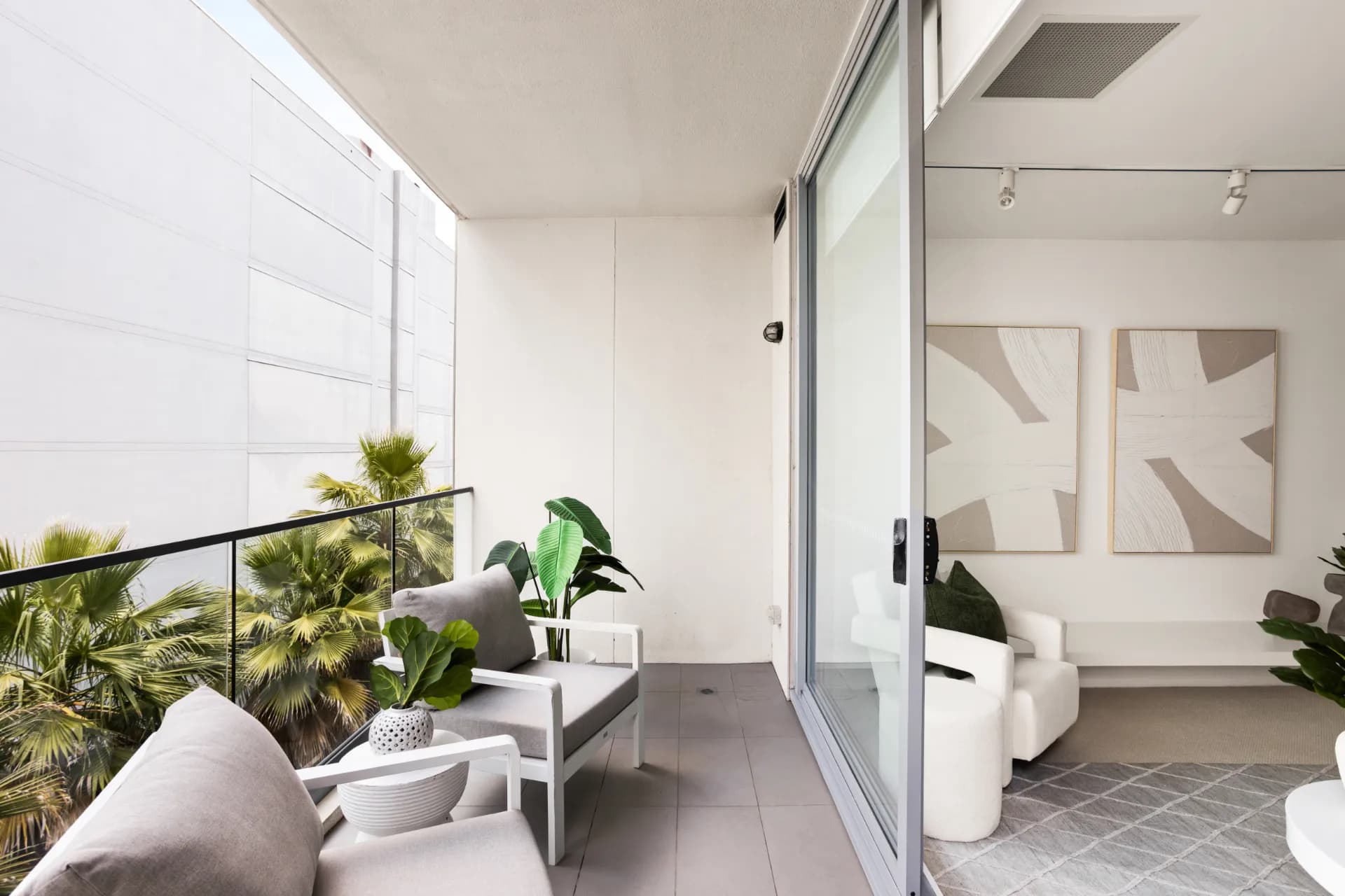 B313/810 Elizabeth Street, Waterloo, NSW, Waterloo - Thumbnail 3