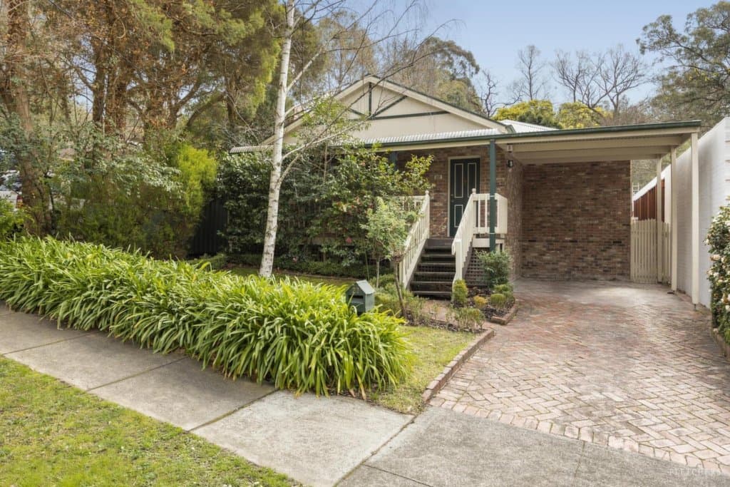 27 Grey Street, Ringwood East - Image 1