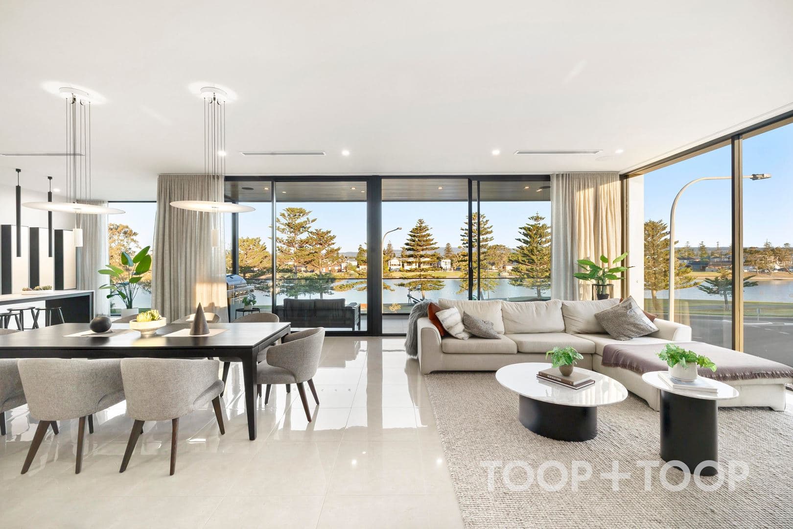 26 Patawalonga Frontage, Glenelg North SA 5045, Glenelg North - Thumbnail 4