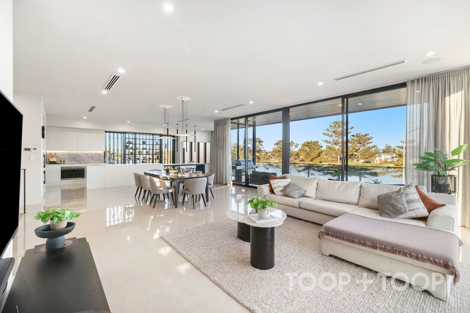 26 Patawalonga Frontage, Glenelg North SA 5045, Glenelg North - Thumbnail 6