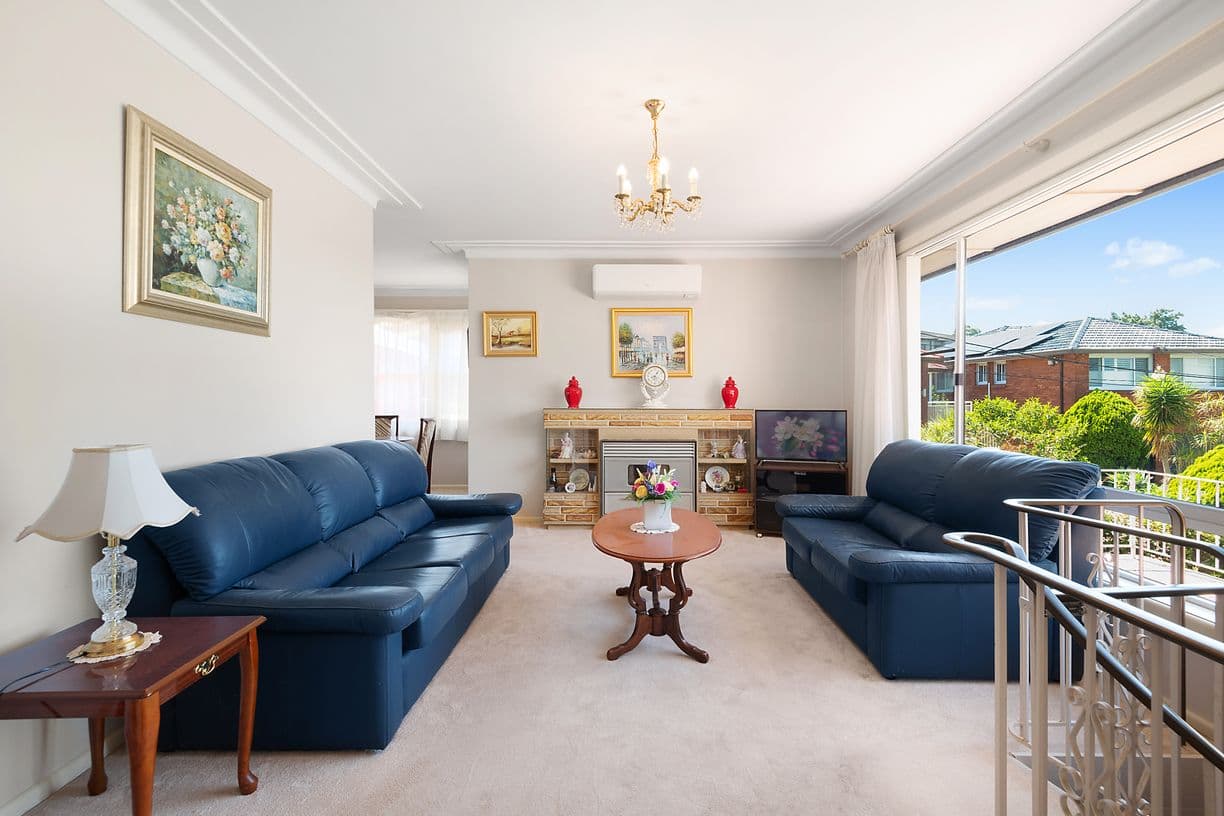 7 Sando Crescent, Roselands, NSW 2196, Roselands - Thumbnail 2