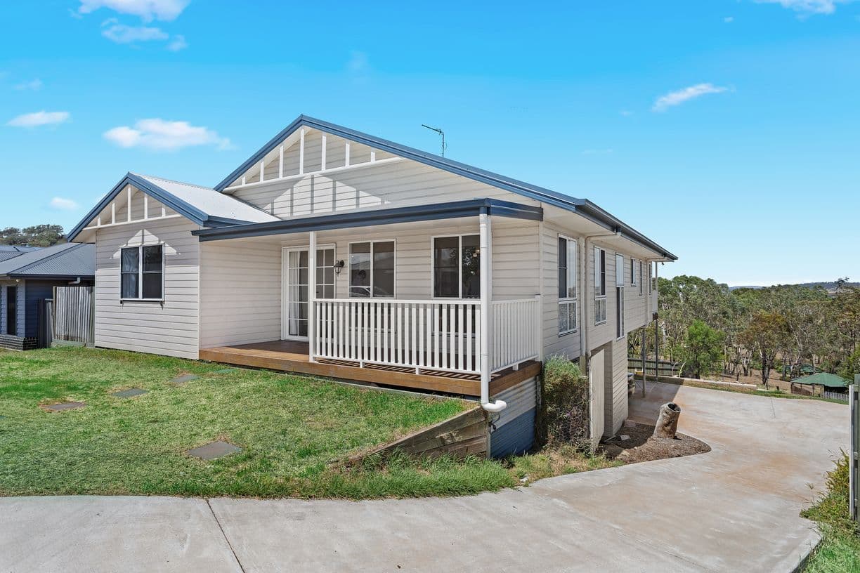 8 Basset Crescent, Torrington, QLD 4350, Torrington - Thumbnail 2