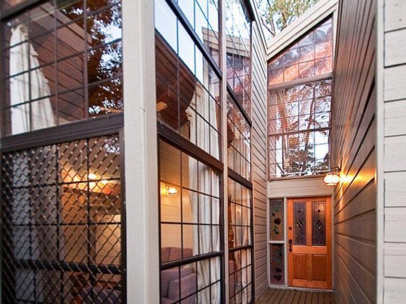 8 Jocelyn Court, Chapel Hill - Thumbnail 7