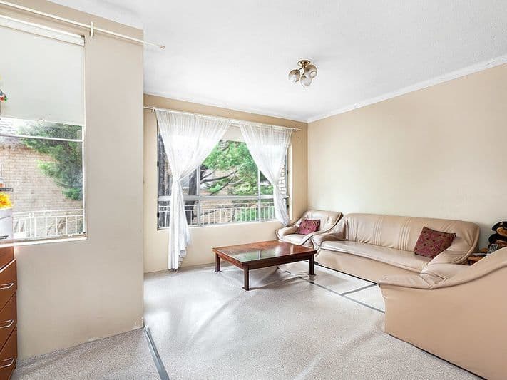 7/26 Hampstead Road, Homebush West - Image 1