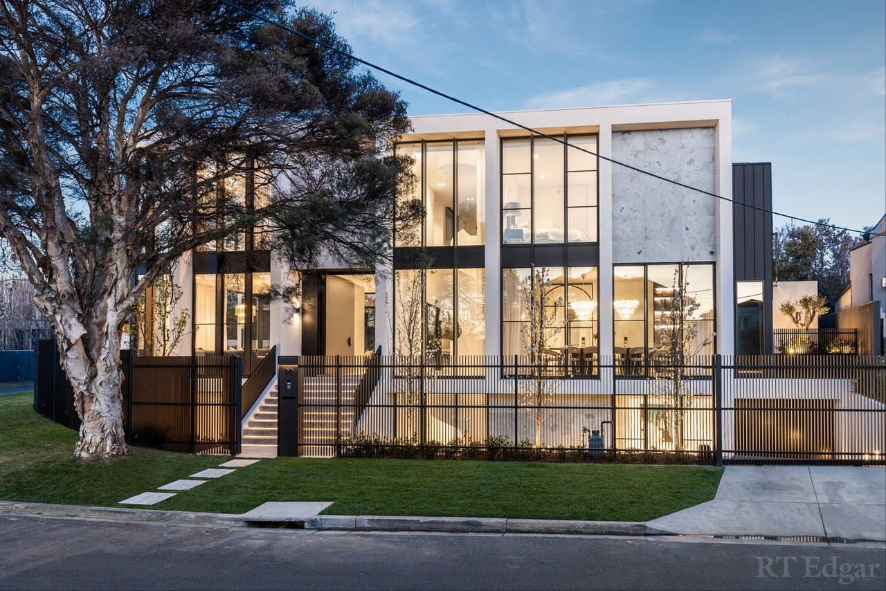 20 Tashinny Road, Toorak, VIC 3142, Toorak - Image 1