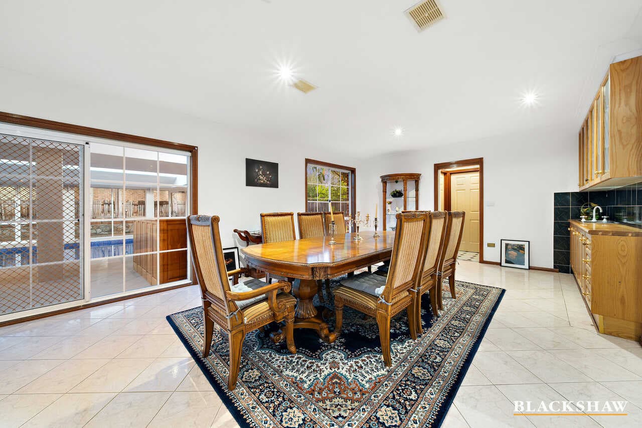 42 Pindari Crescent, O'Malley, O'Malley - Thumbnail 6