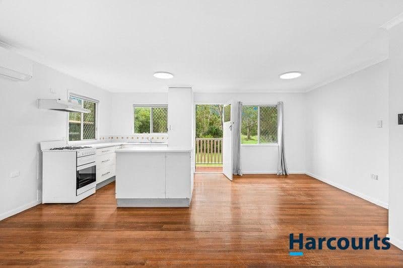205 Kianawah Road, WYNNUM WEST, QLD 4178, Wynnum West - Thumbnail 4