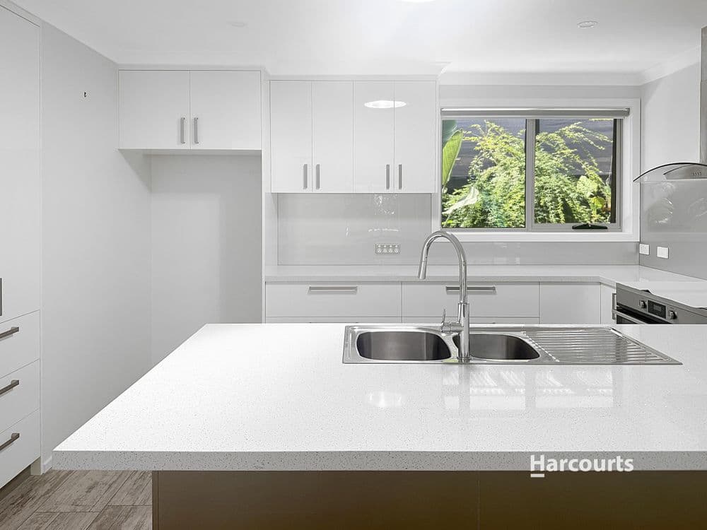 6 Merlot Court, HAWLEY BEACH, TAS 7307, Hawley Beach - Thumbnail 2