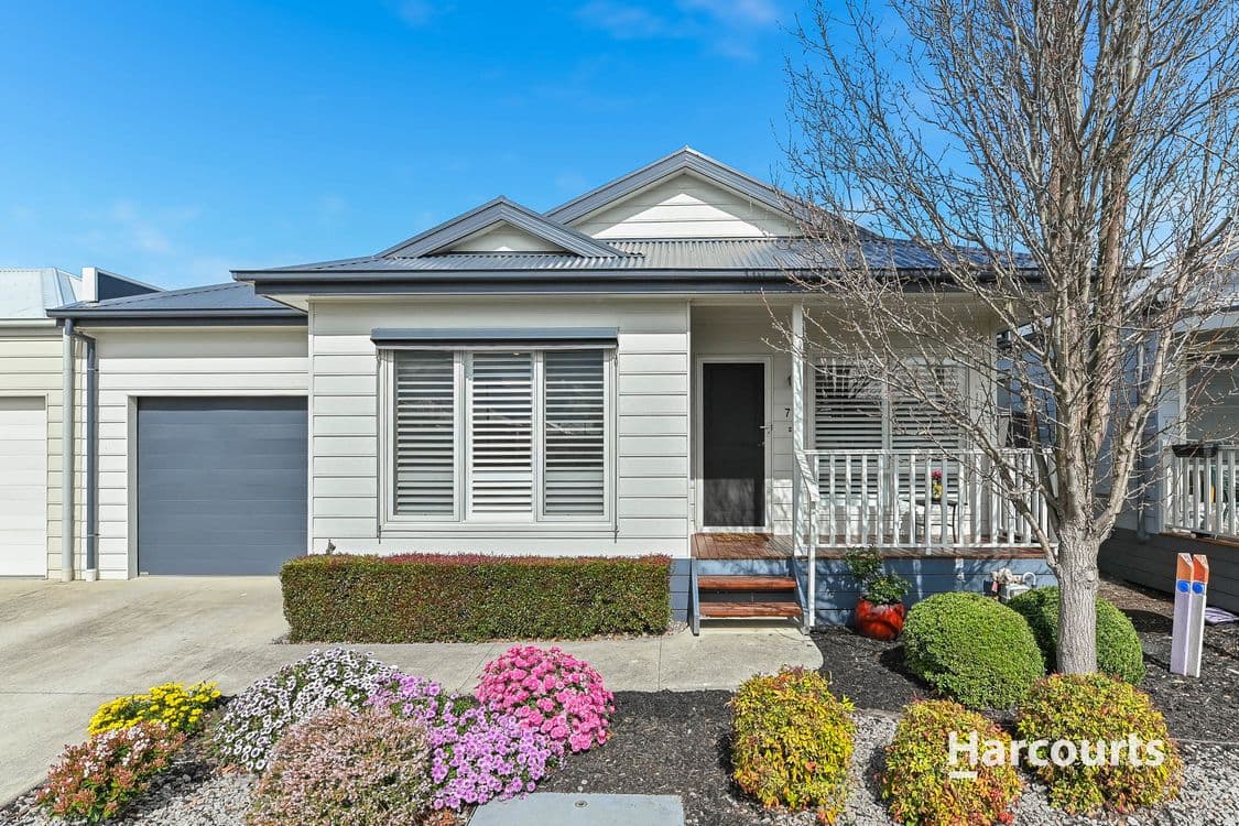 77/10 Skylark Boulevard, Clyde North, VIC 3978, Clyde North - Image 1