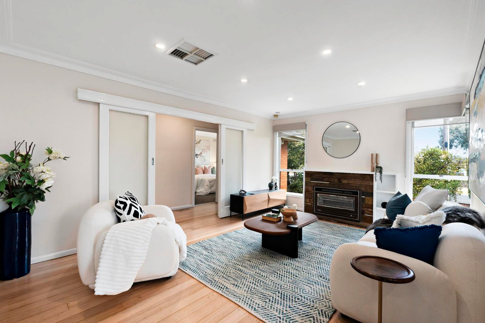 40 Westminster Drive, Avondale Heights VIC 3034, Avondale Heights - Thumbnail 2