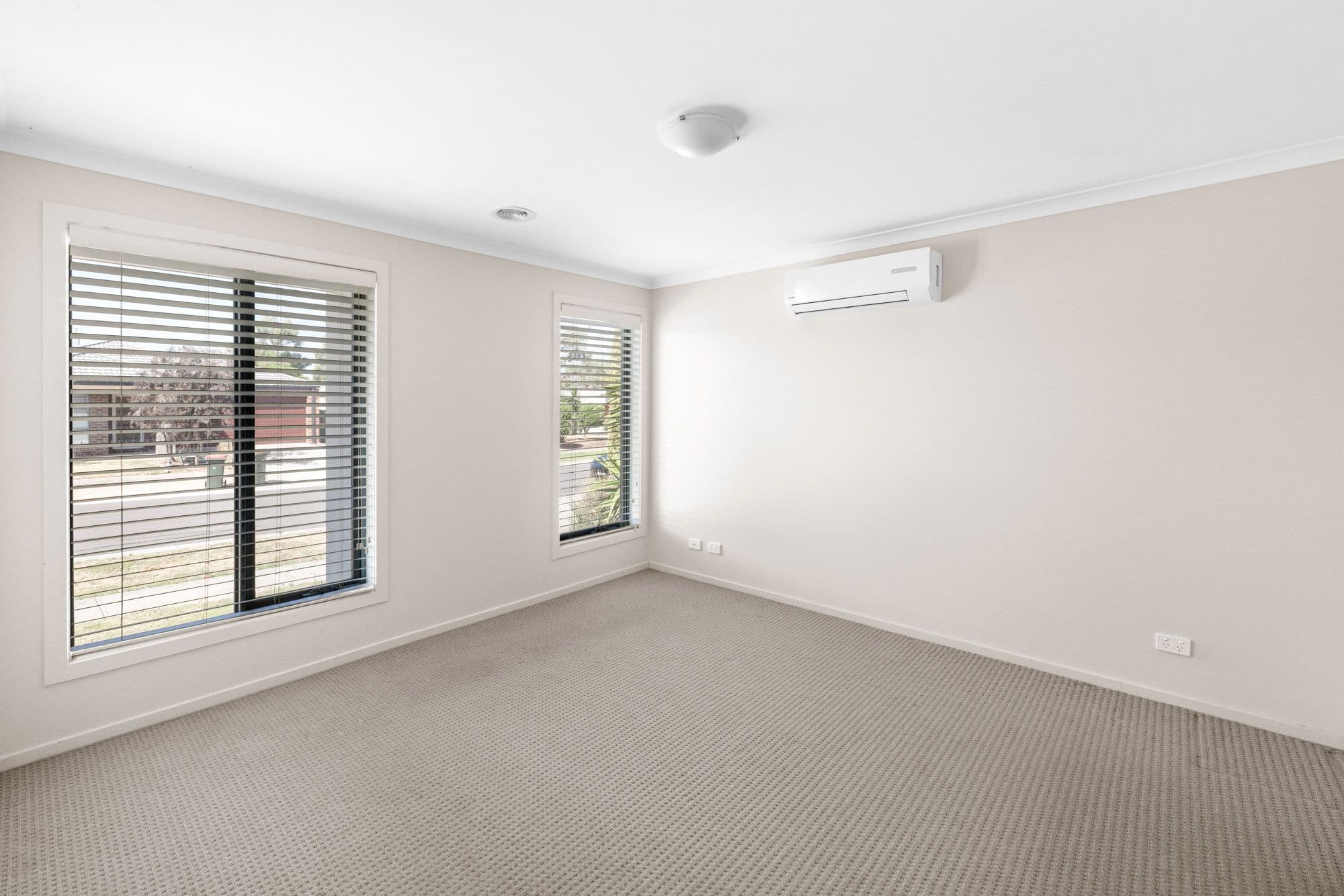 26 Ixora Crescent, MANOR LAKES VIC 3024, Manor Lakes - Thumbnail 2