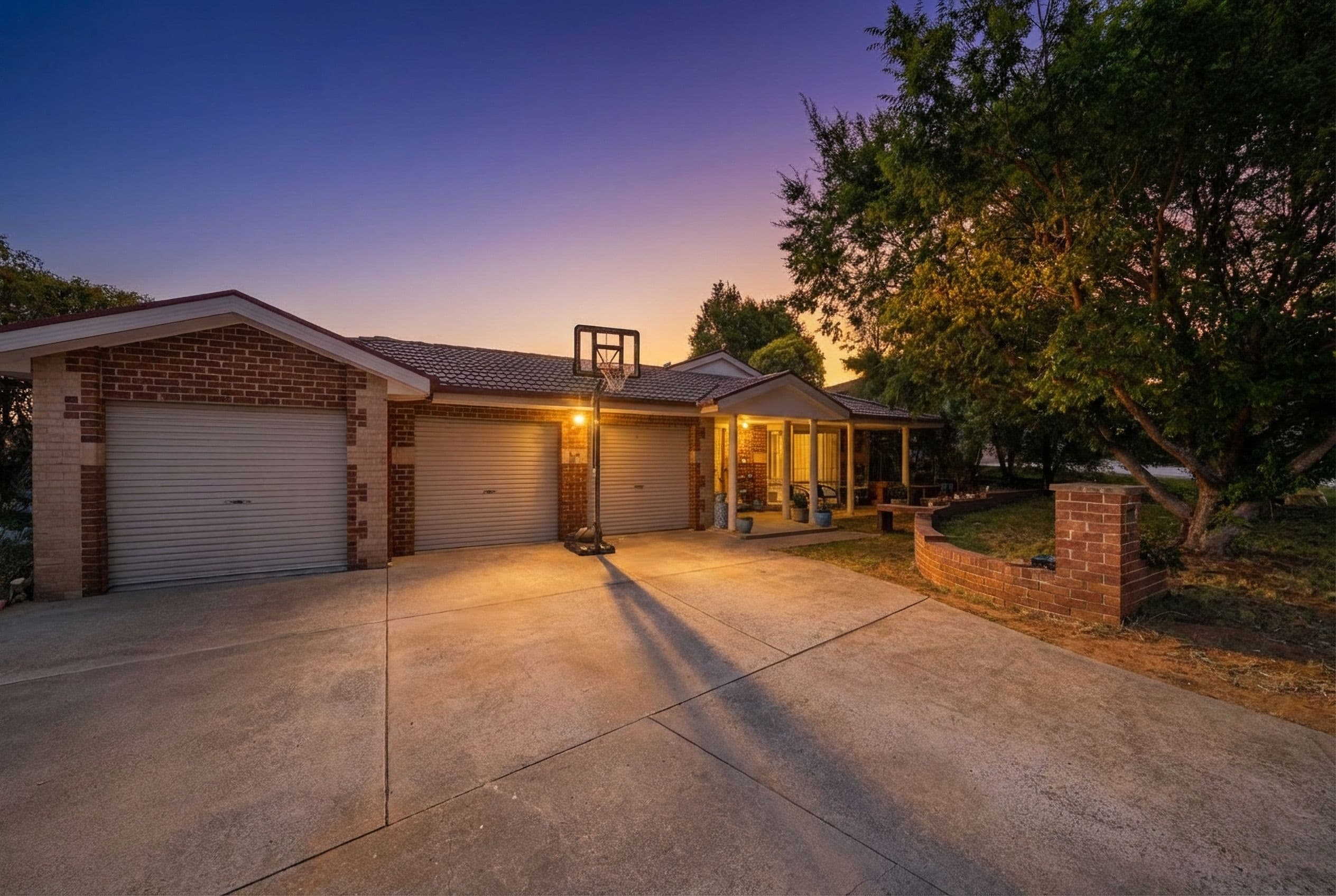 44 Allumba Street, Queanbeyan West NSW 2620, Queanbeyan West - Image 1