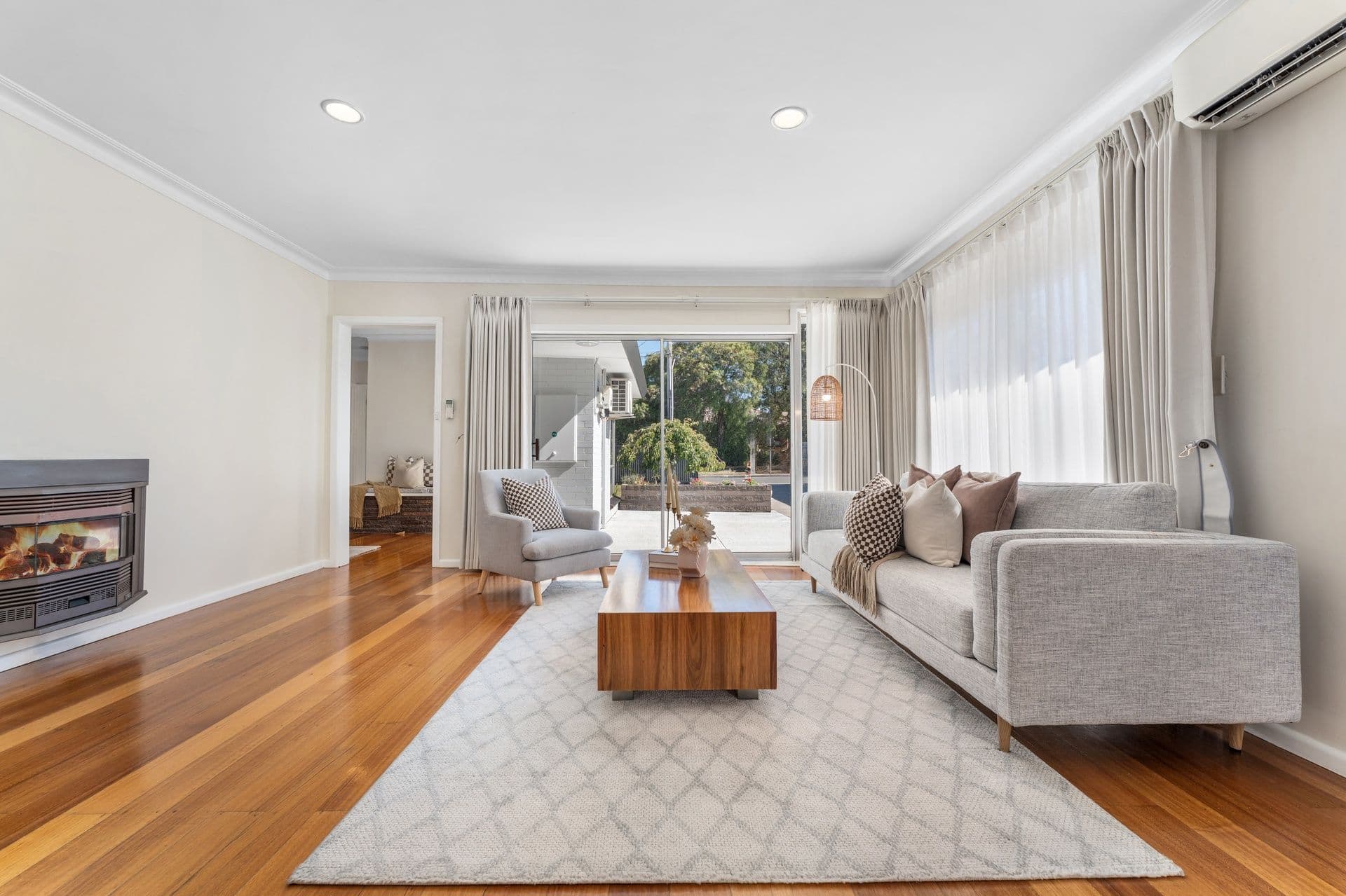 11 Weymar Street, Cheltenham - Thumbnail 3