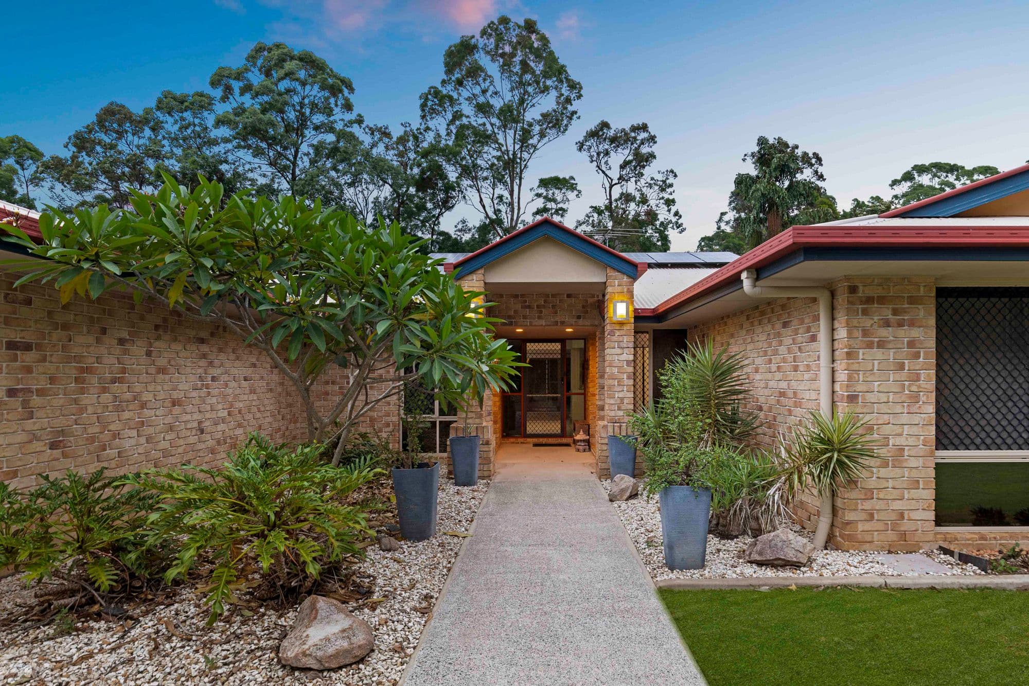 10 Corvus Drive, Cashmere QLD 4500, Cashmere - Thumbnail 4