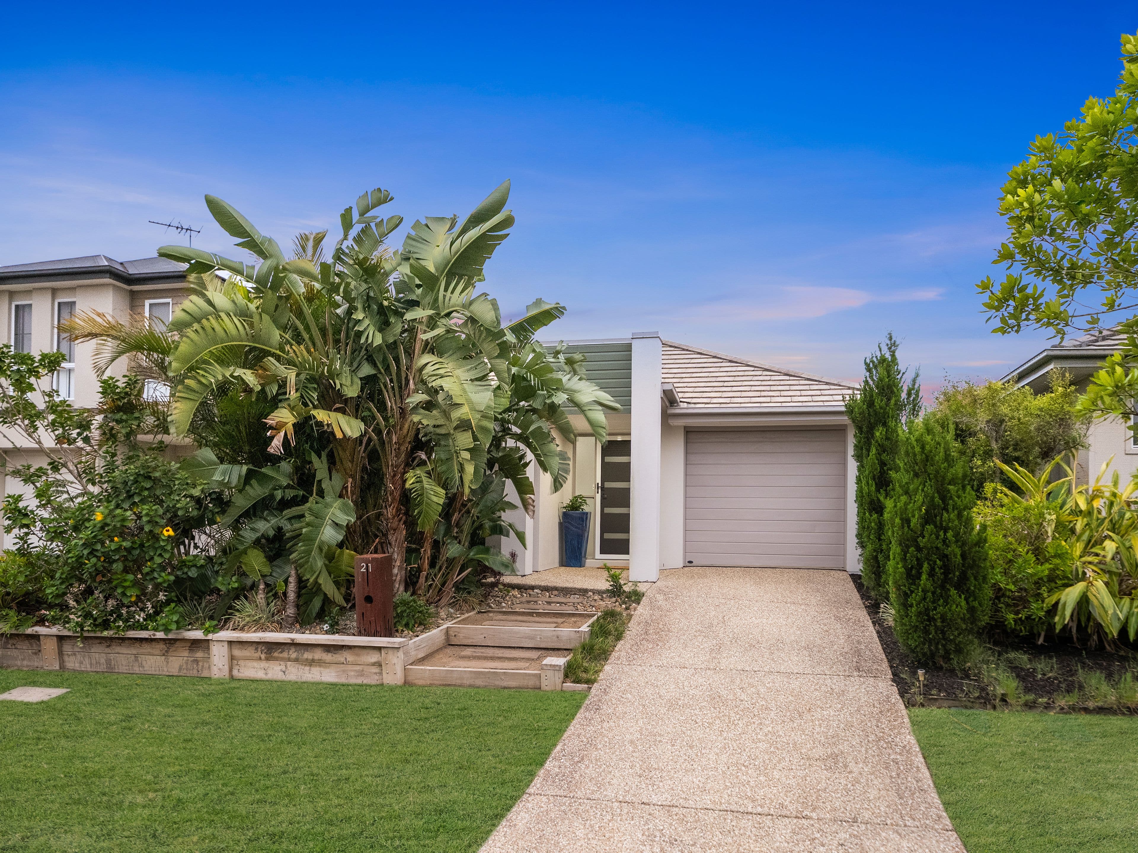 21 Riviera Crescent, North Lakes - Image 1