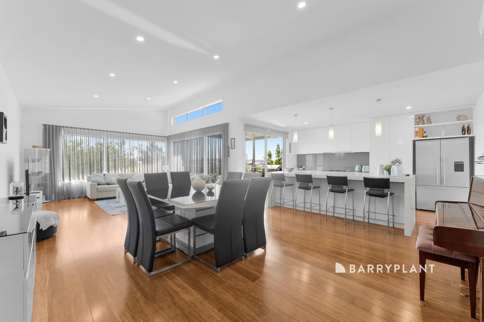 16 Bayleaf Street, Berwick, VIC 3806, Berwick - Thumbnail 4