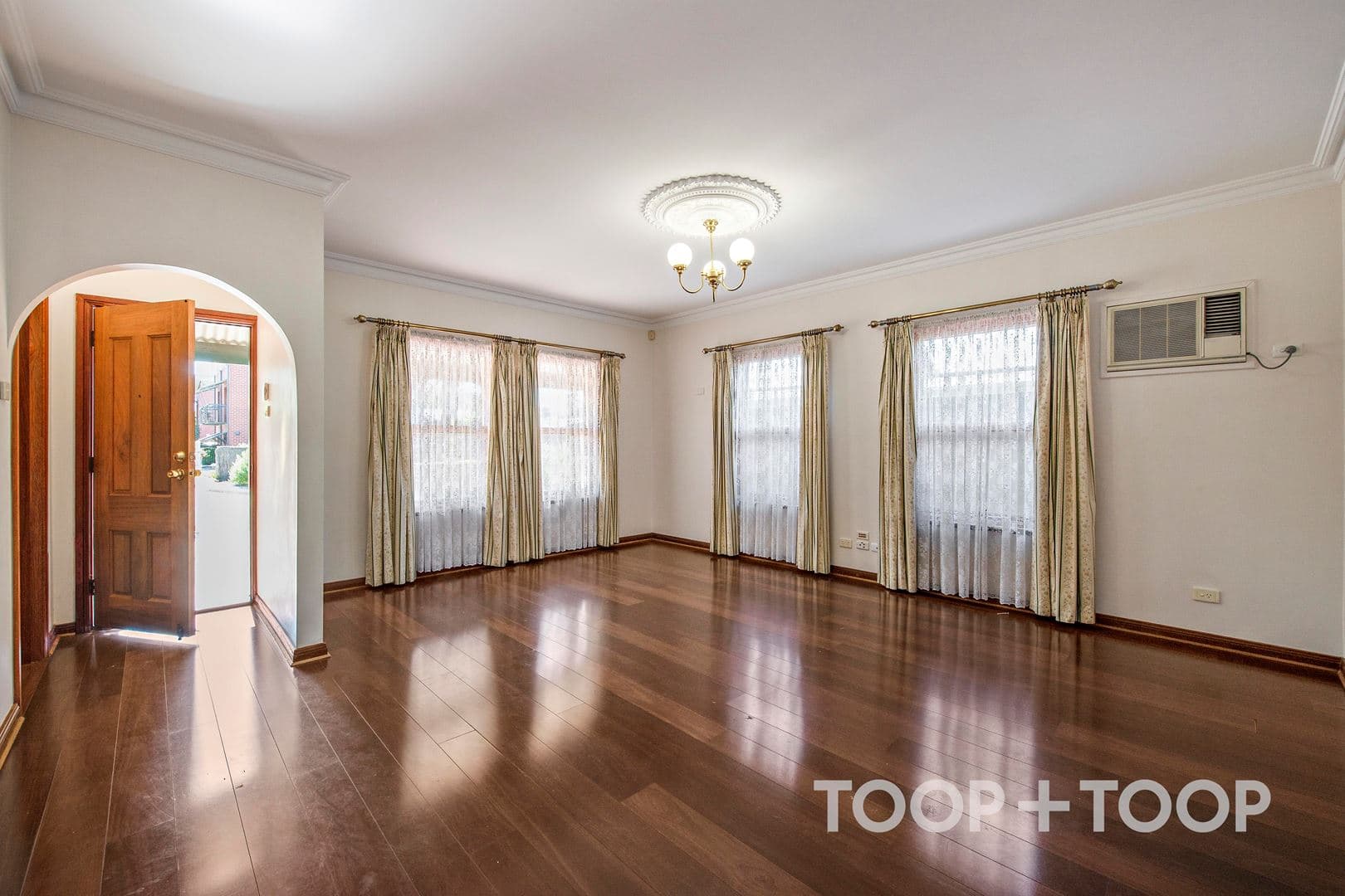 4 Heyne Place,Beulah Park SA 5067, Beulah Park - Thumbnail 2