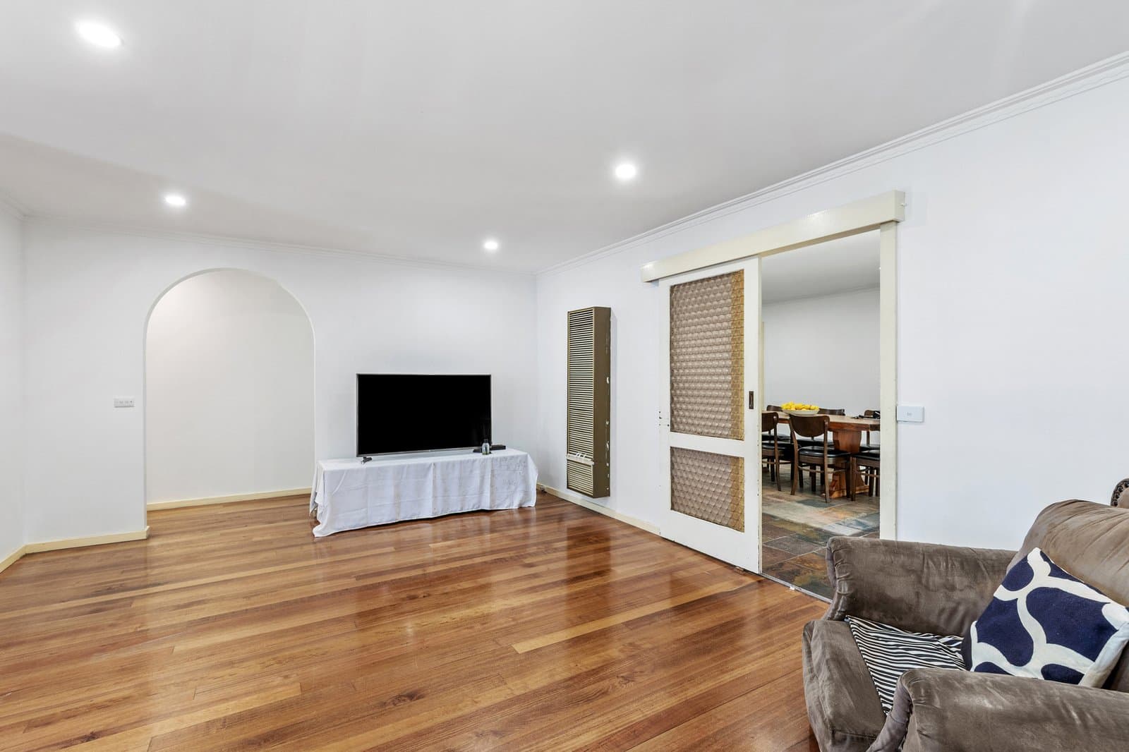 12 Cheviot Road, Keysborough, Keysborough - Thumbnail 4